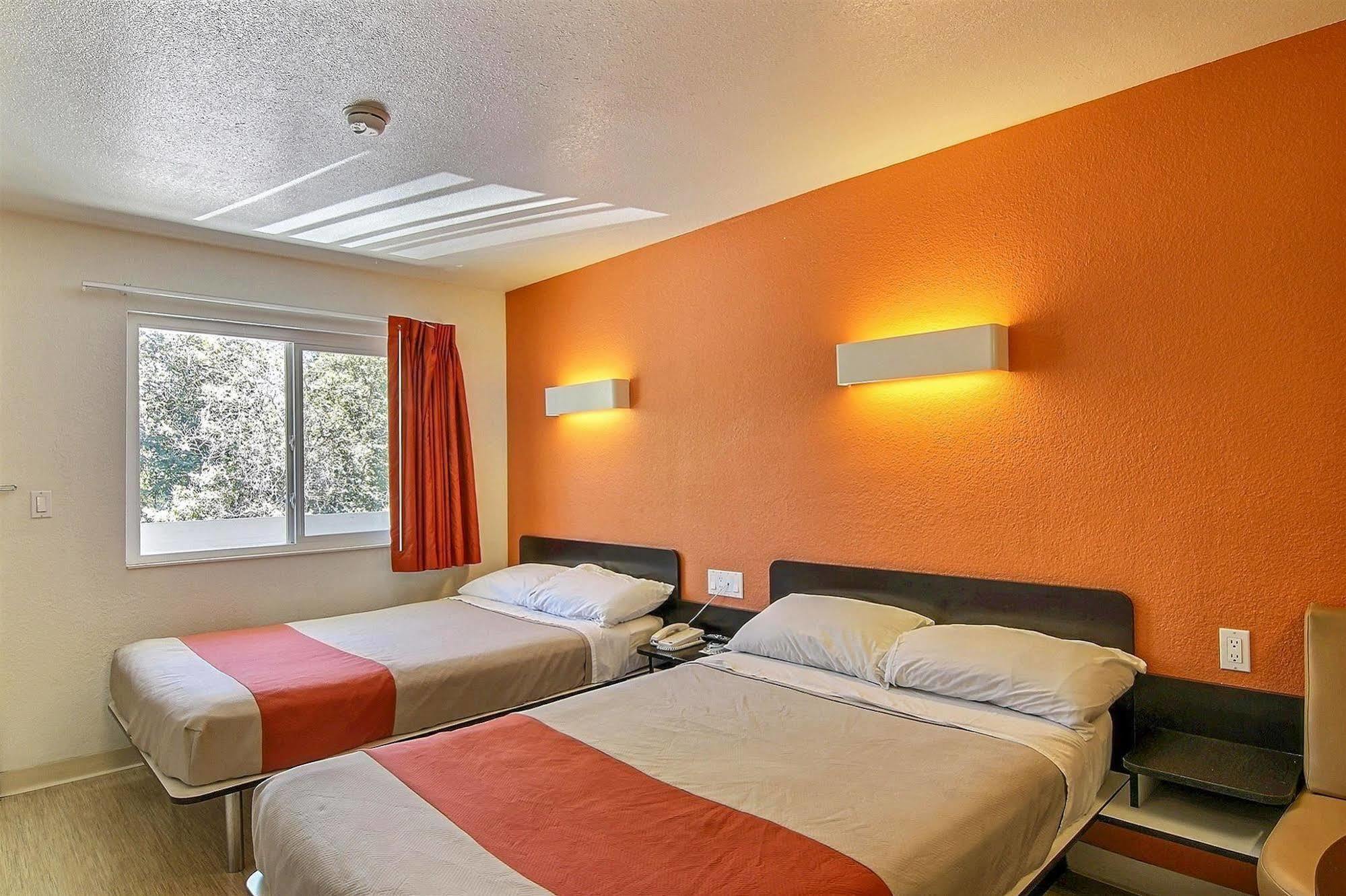 Motel 6-Carpinteria, Ca - Santa Barbara - South Екстер'єр фото